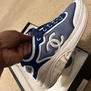 Authentic chanel sneakers.Worn 2X.Excellent condition size 38